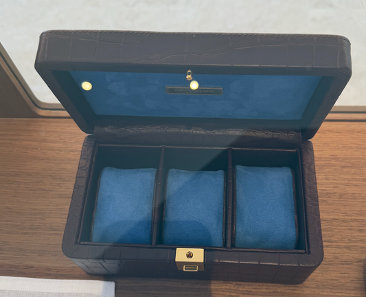 Gentleman chestnut terra alligator Watch Holder/Yellow gold